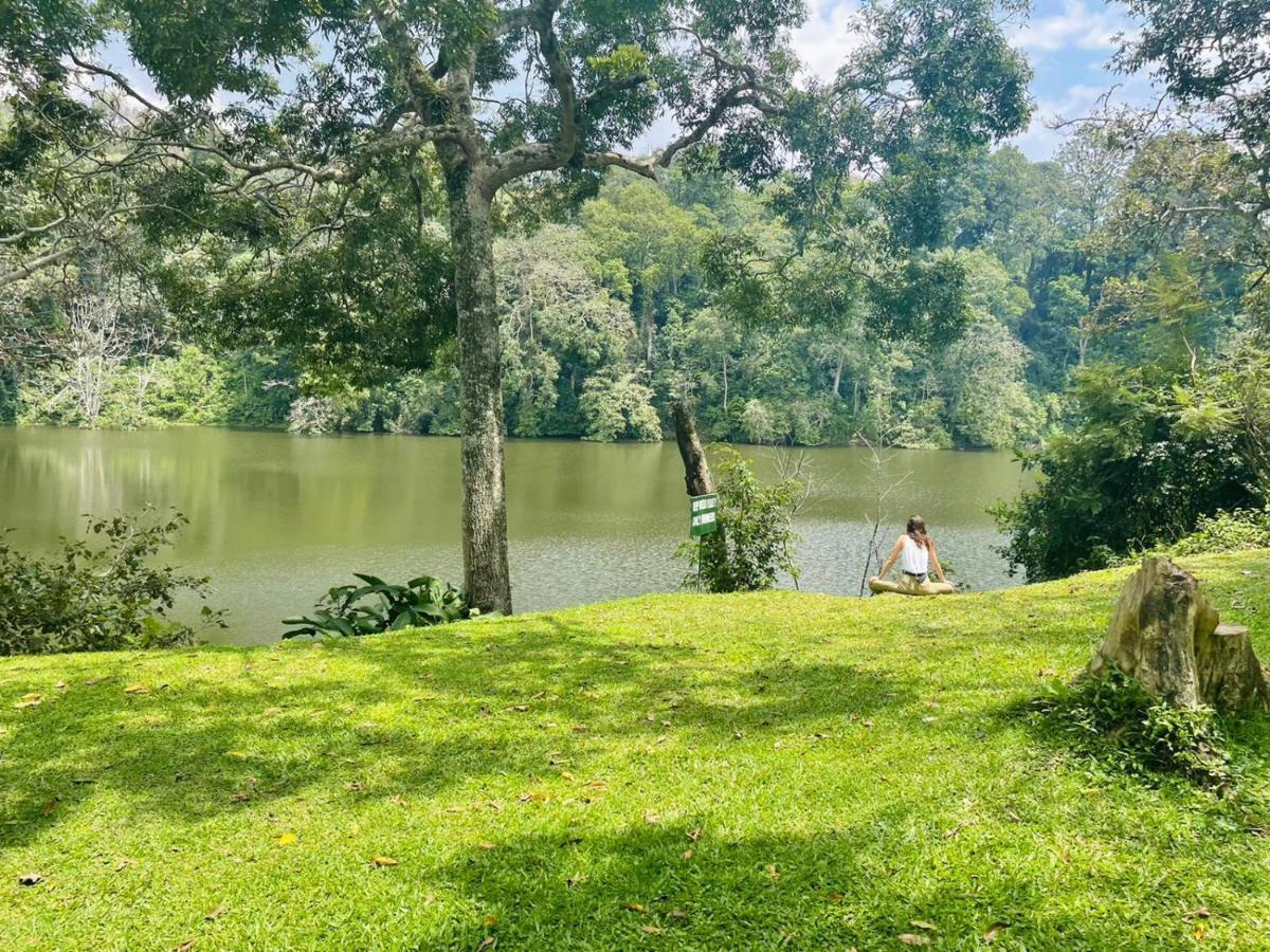 Lake Nkuruba Nature Reserve Hotel Durama Ngoại thất bức ảnh