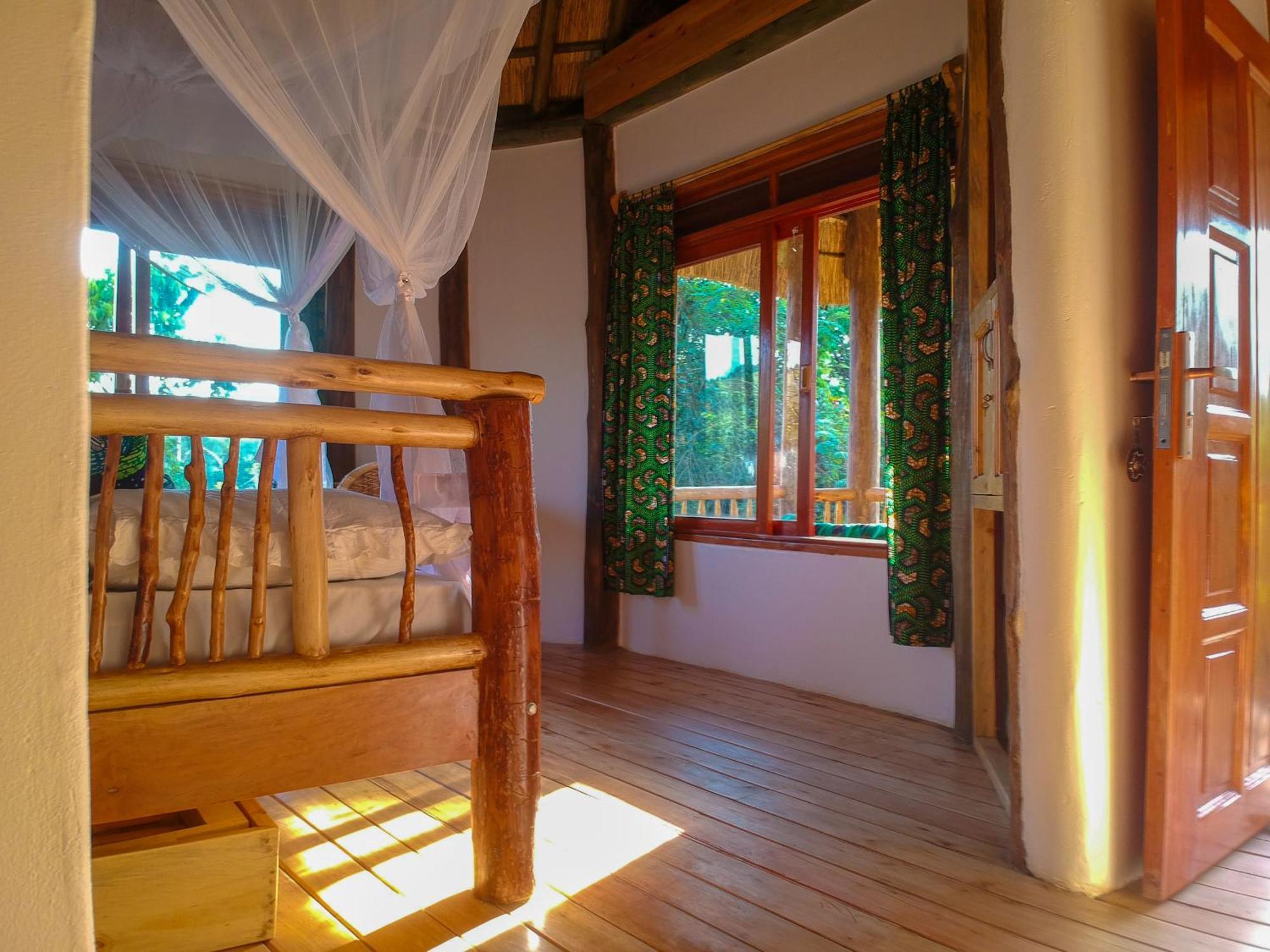 Lake Nkuruba Nature Reserve Hotel Durama Ngoại thất bức ảnh